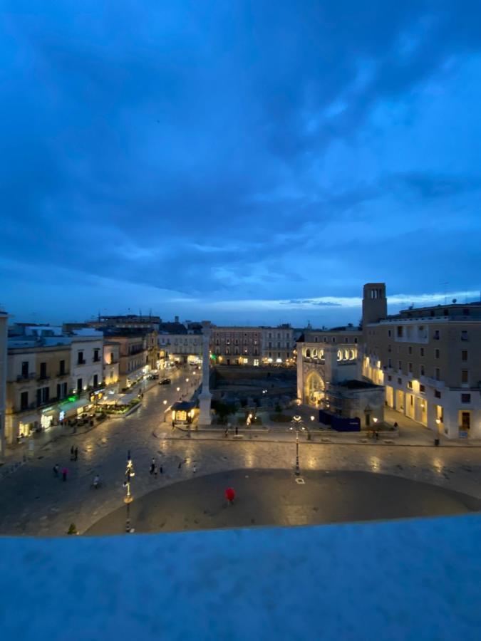 Bed and Breakfast L'Attico Piazza Sant'Oronzo Lecce Exterior foto