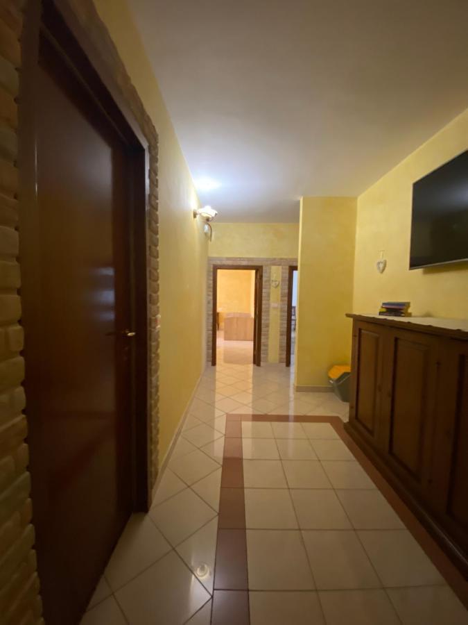 Bed and Breakfast L'Attico Piazza Sant'Oronzo Lecce Exterior foto